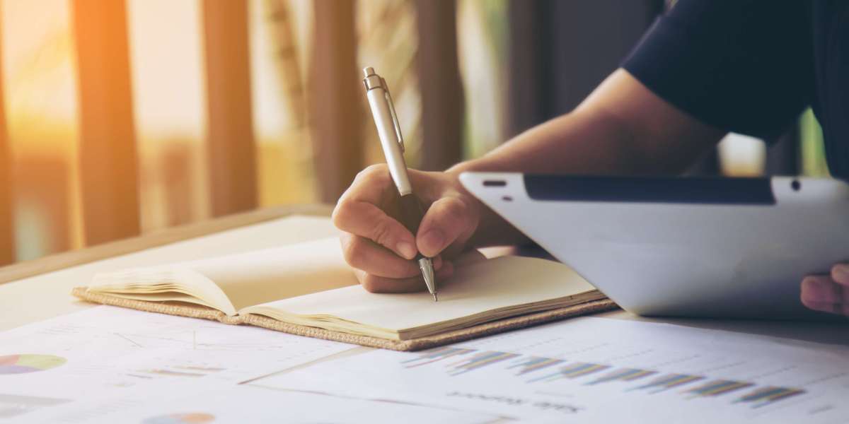 Modern Slang vs. Classic Literature: Bridging the Language Gap
